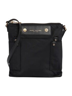 Marc Jacobs Preppy Nylon Swing Pack Crossbody Bag Black With Zip Closure